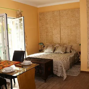 Apartament Center, Lagos